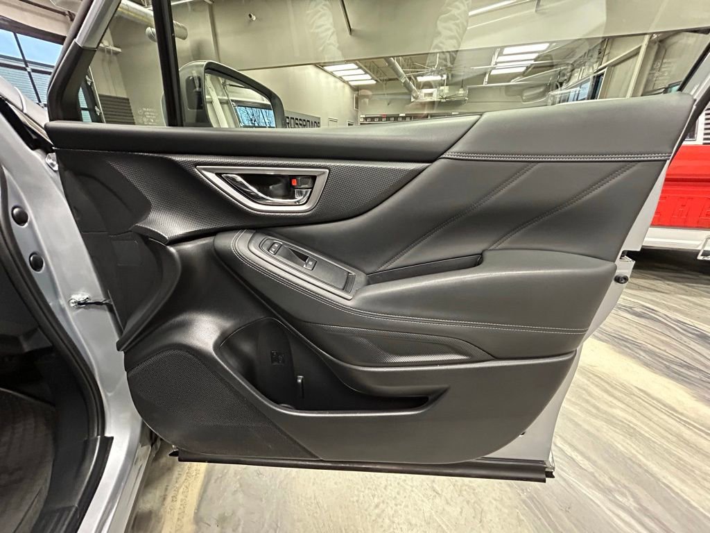 Used 2019 Subaru Forester Limited AWD/4WD image 37
