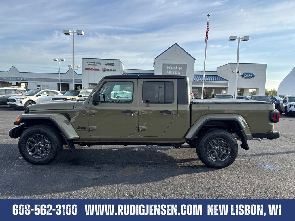 New 2025 Jeep Gladiator Sport w/ Dual Top Group AWD/4WD image 2