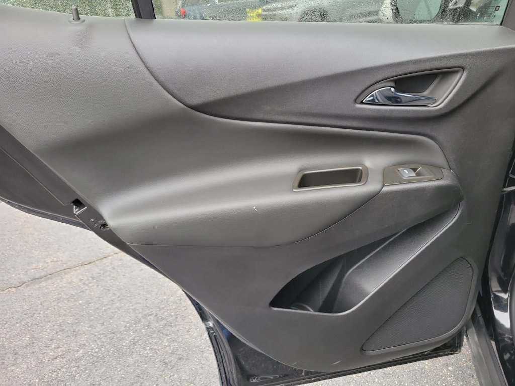 Used 2023 Chevrolet Equinox LT FWD image 19