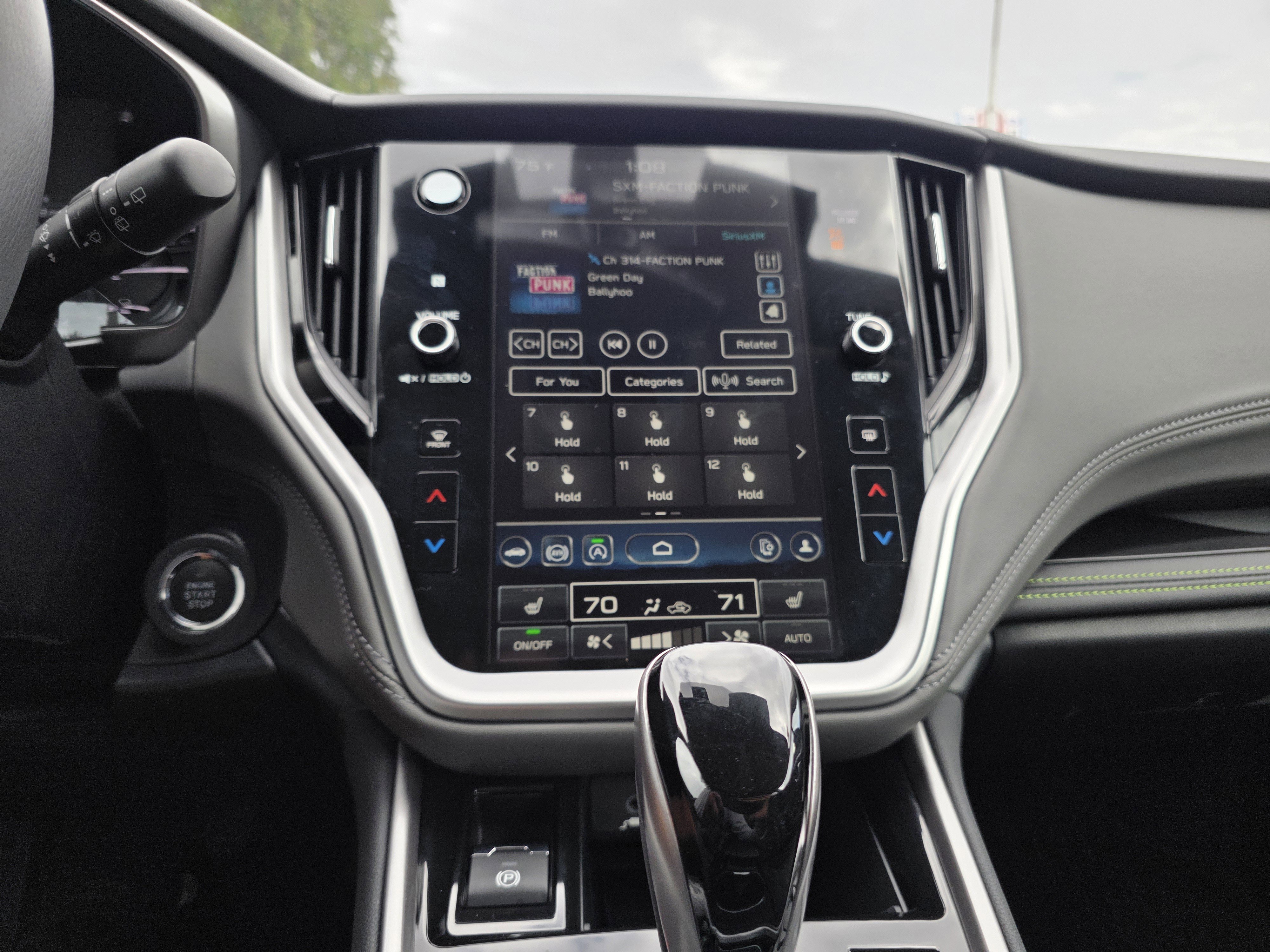 Certified 2025 Subaru Outback Onyx Edition XT w/ Popular Package #2 image 21