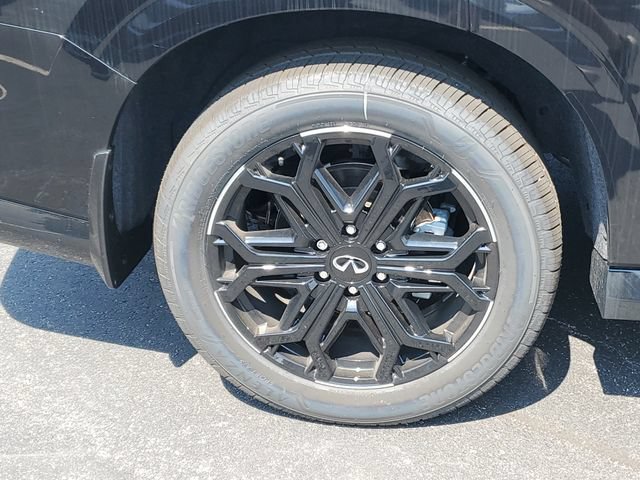 New 2026 INFINITI QX80 4WD w/ Sport Exterior Package image 10