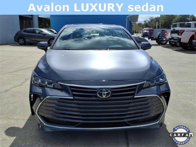 Used 2019 Toyota Avalon XLE image 2