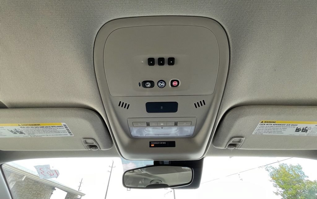 Used 2014 Chevrolet Volt Premium w/ Premium Trim Package FWD image 26
