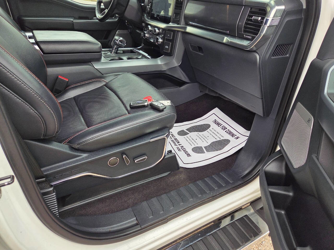 Used 2014 Chevrolet Equinox LT w/ Driver Convenience Package image 12