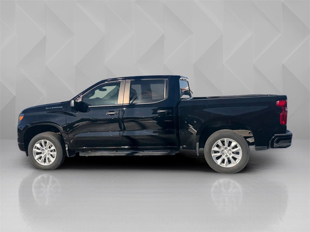 Used 2023 Chevrolet Silverado 1500 Custom image 8