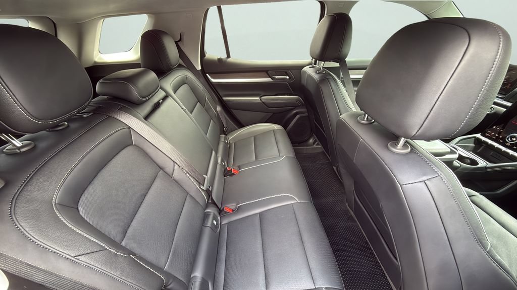 Used 2026 GMC Terrain Denali AWD/4WD image 15