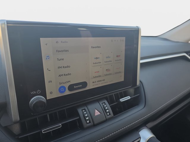 Used 2024 Toyota RAV4 XLE Premium image 21