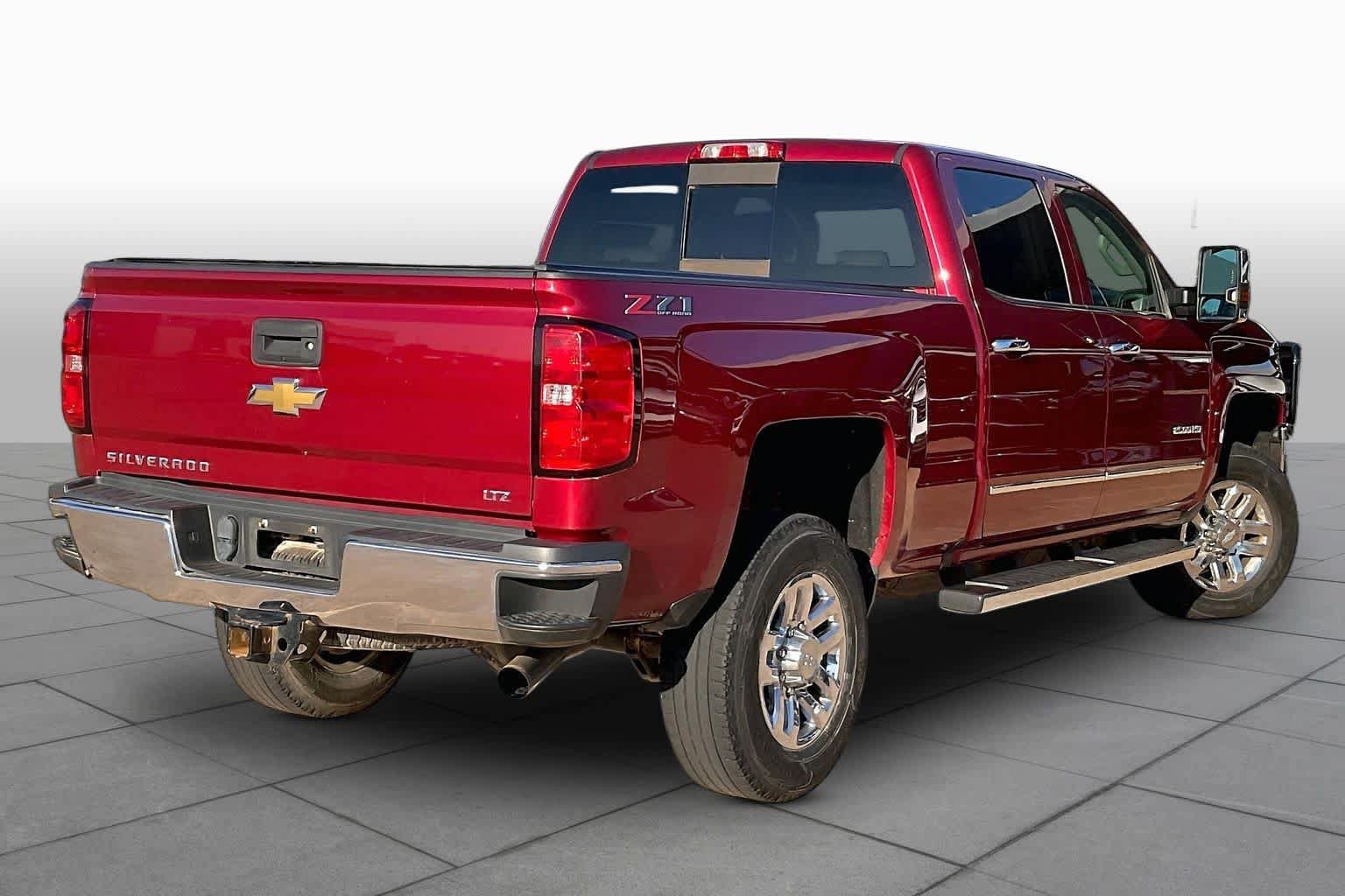 Used 2018 Chevrolet Silverado 2500 LTZ AWD/4WD image 14