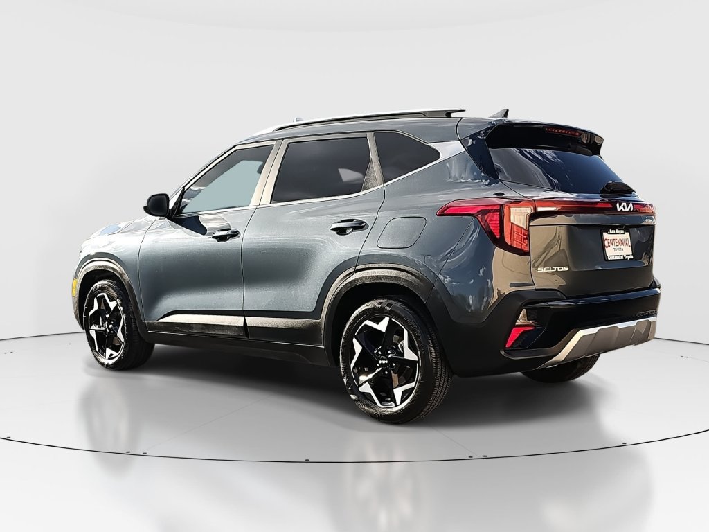 Used 2024 Kia Seltos EX FWD image 7