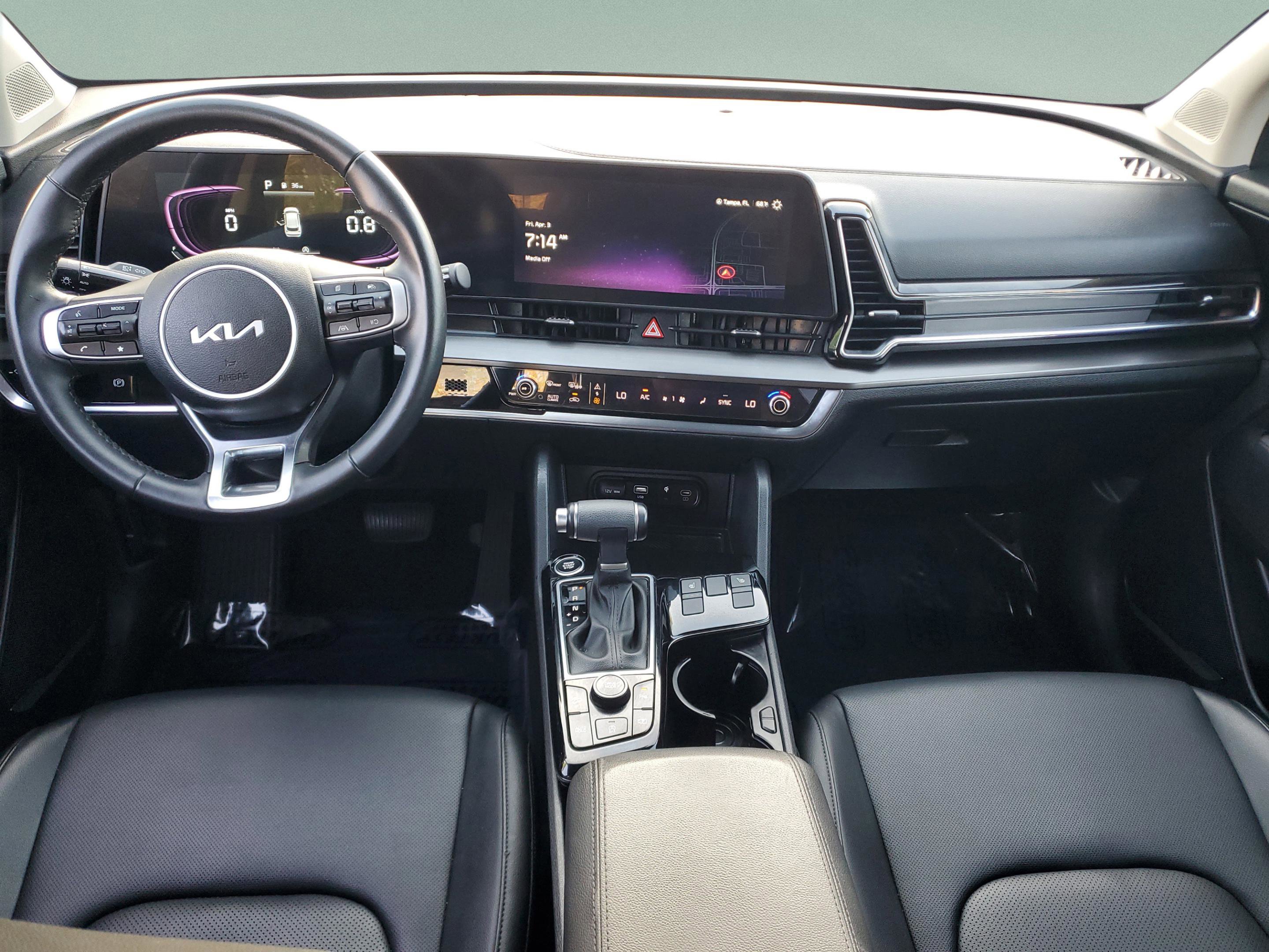 Certified 2025 Kia Sportage EX w/ Premium Package image 12