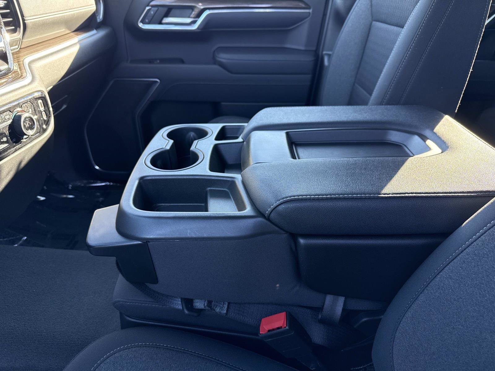 Used 2023 Chevrolet Silverado 1500 LT image 13