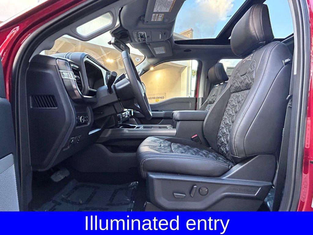 New 2026 Ford F250 Lariat w/ Black Appearance Package AWD/4WD image 10