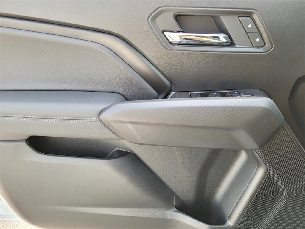 New 2025 GMC Canyon Elevation w/ Convenience Package image 21