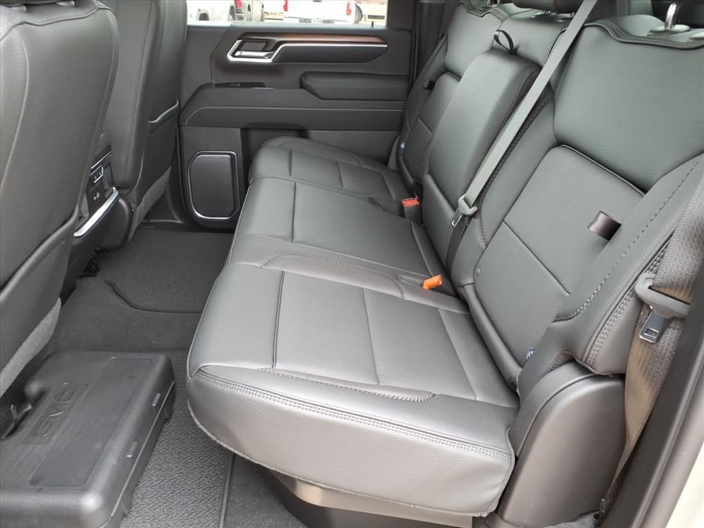 New 2026 GMC Sierra 2500 Denali w/ Denali Reserve Package image 13
