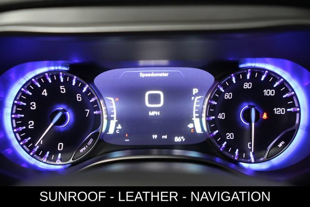 New 2027 Chrysler Pacifica Limited AWD/4WD image 17
