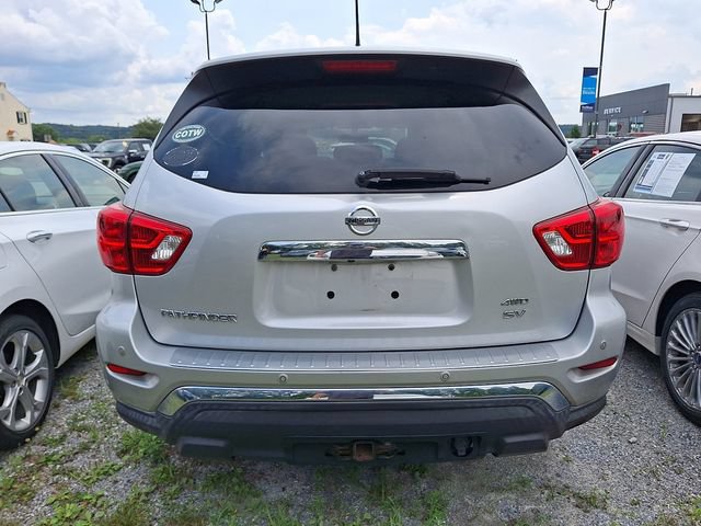 Used 2017 Nissan Pathfinder SV w/ Trailer Tow Package AWD/4WD image 7