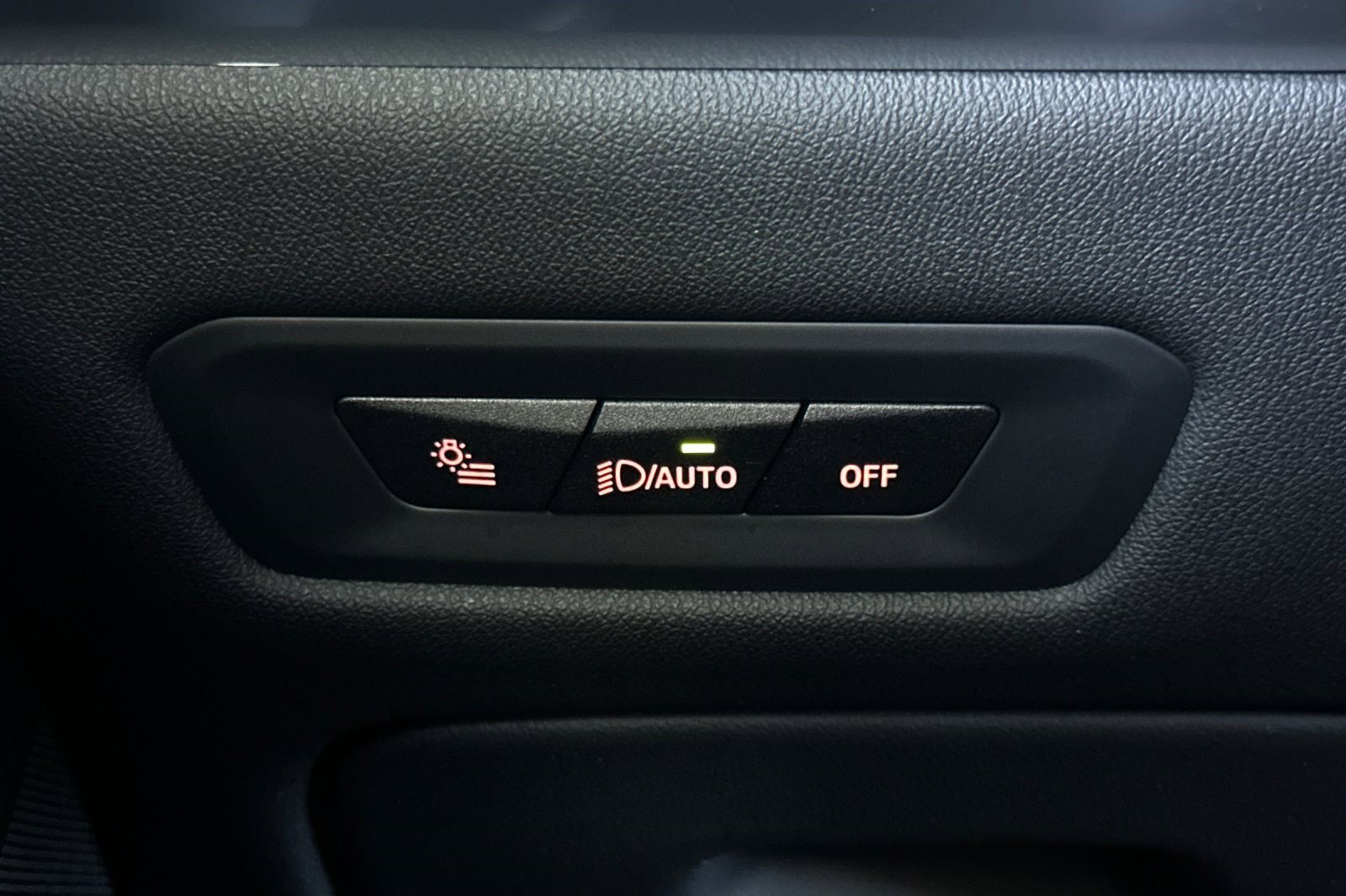 Certified 2024 BMW X5 xDrive40i w/ Parking Assistance Package image 34