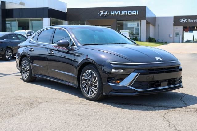 New 2025 Hyundai Sonata SEL