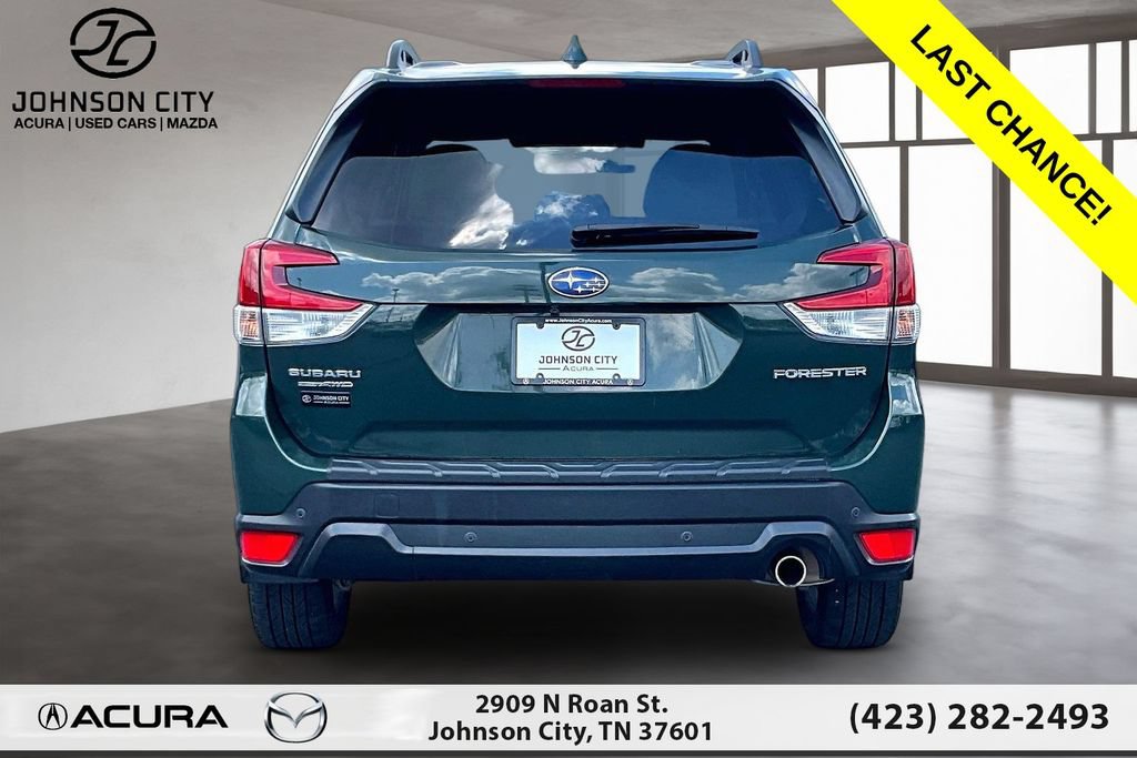 Used 2023 Subaru Forester Limited AWD/4WD image 4