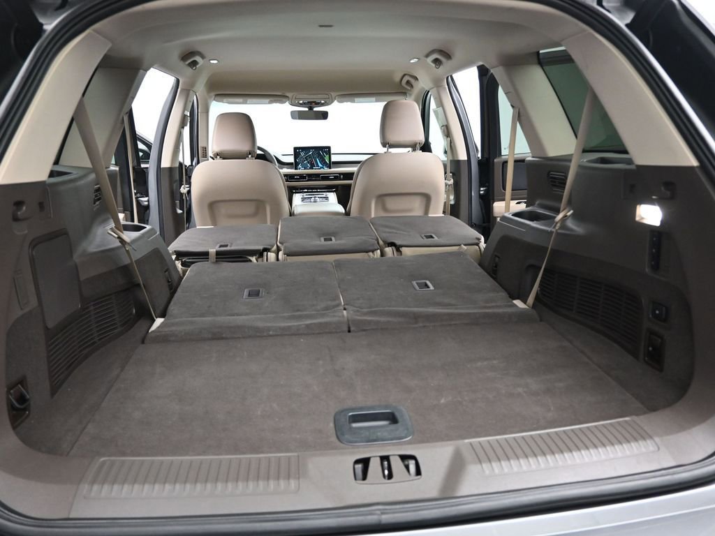 Used 2023 Lincoln Aviator Standard image 23