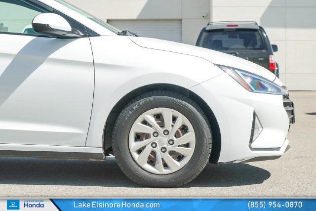 Used 2020 Hyundai Elantra SE w/ Cargo Package (C1) FWD image 7