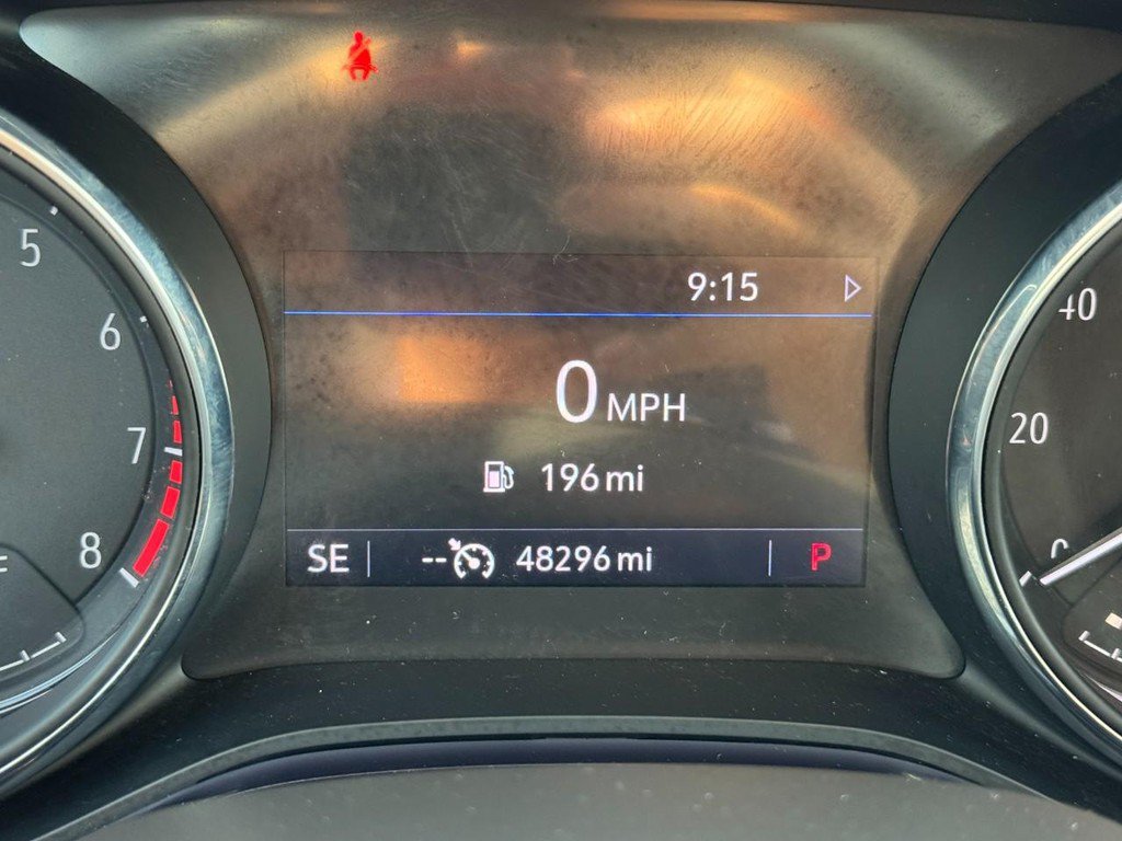 Used 2022 Buick Encore GX Preferred w/ Cold Weather Comfort Package FWD image 21