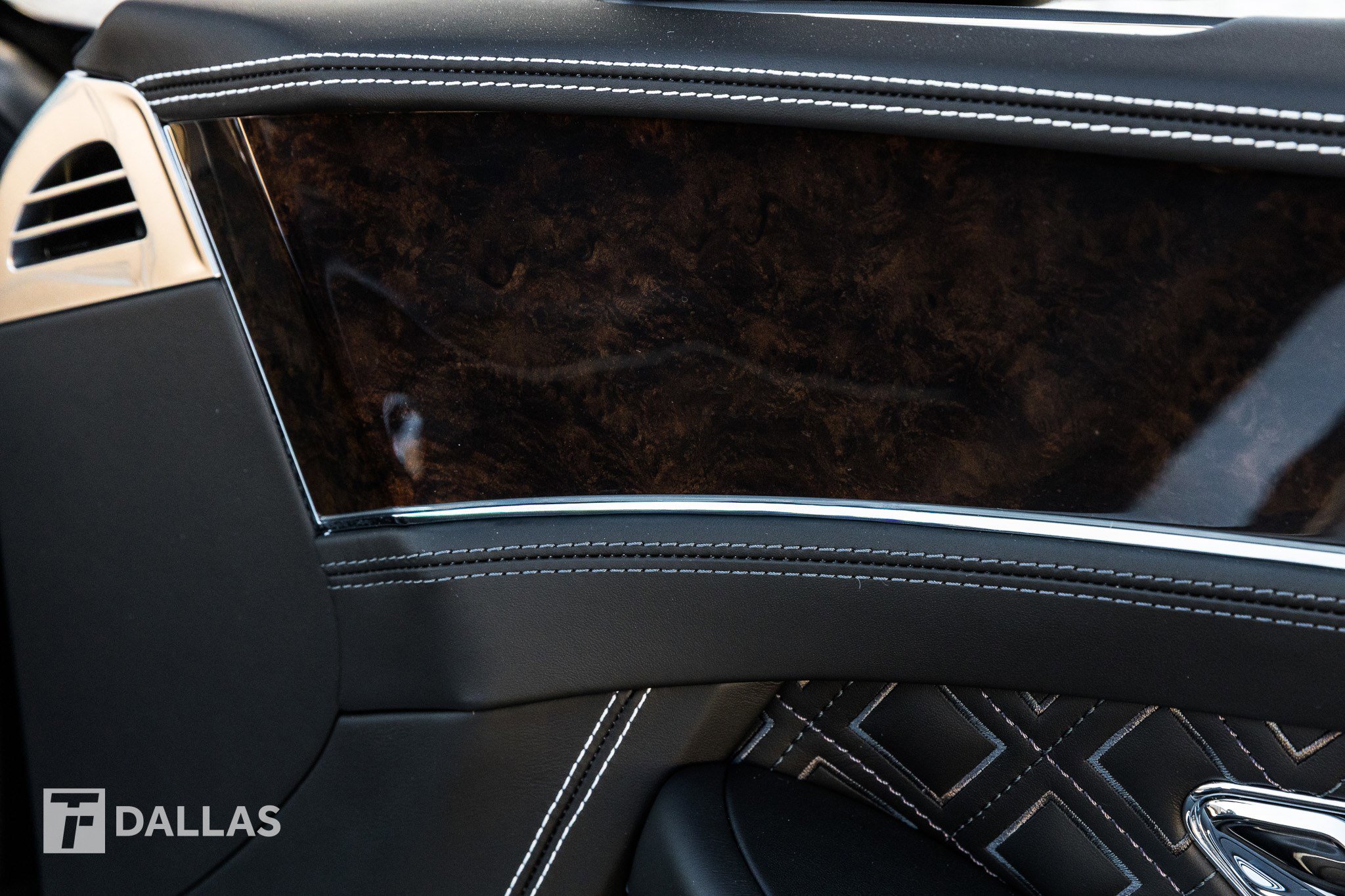 Used 2022 Bentley Continental GT image 33