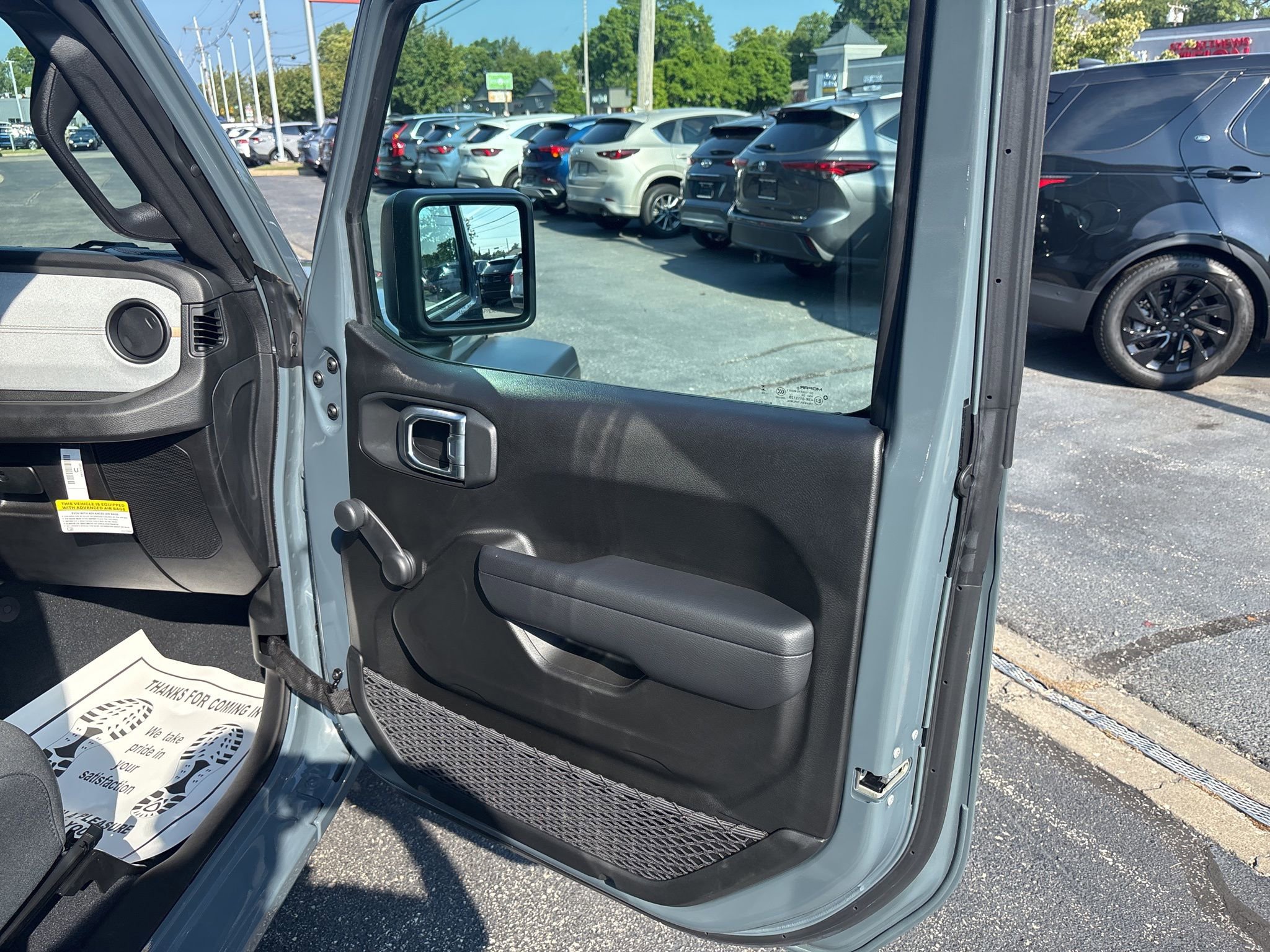 Used 2024 Jeep Wrangler Sport image 11