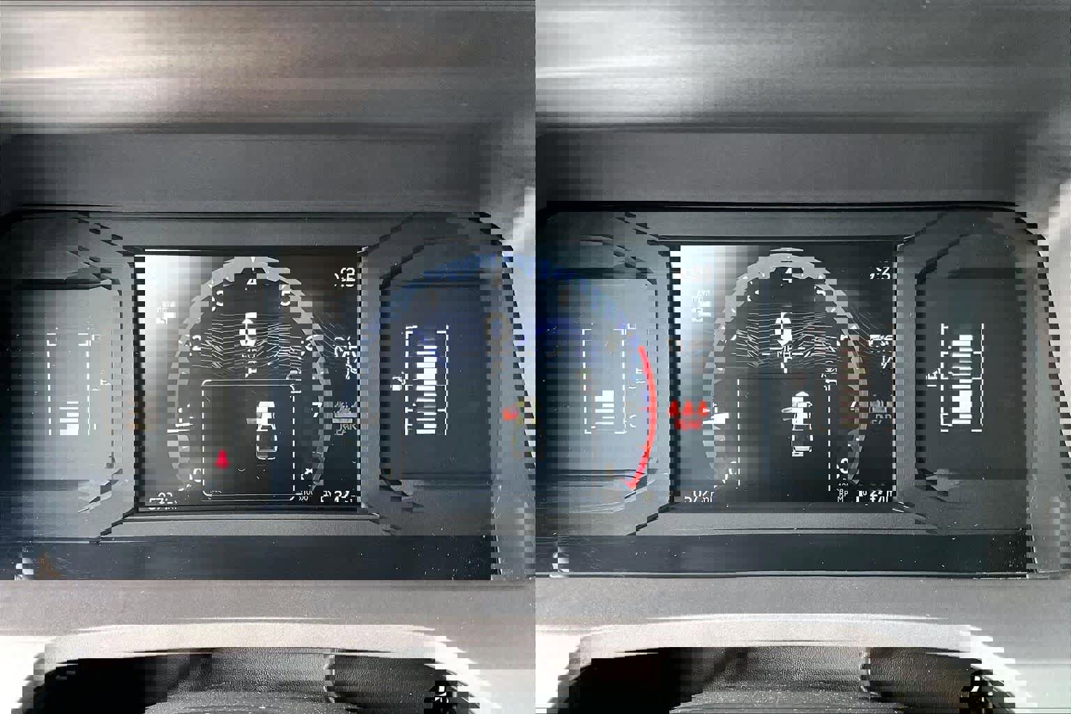 Certified 2025 Toyota Tacoma SR5 image 23