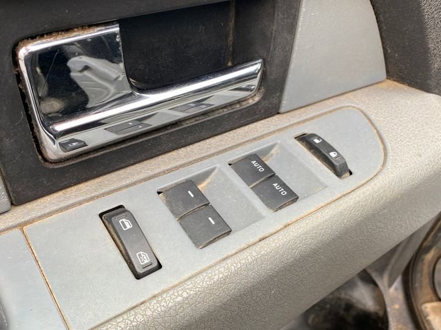 Used 2013 Ford F150 XLT w/ XLT Chrome Pkg image 4