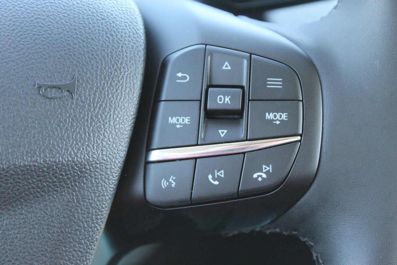 New 2026 Ford Maverick XLT w/ XLT Luxury Package image 28