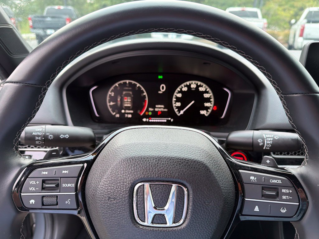 Used 2025 Honda Civic Sport image 5