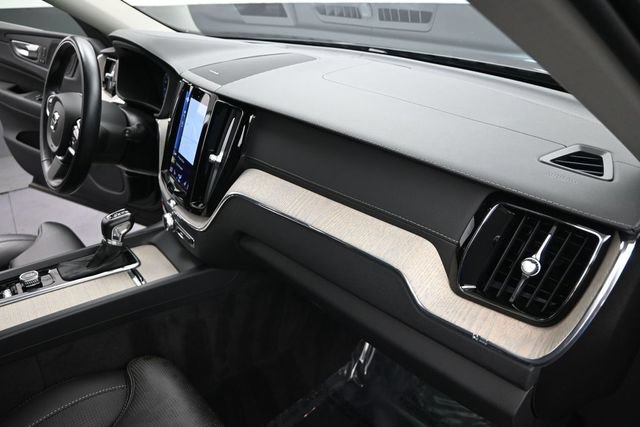 Used 2021 Volvo XC60 T5 Inscription w/ Advanced Package FWD image 25