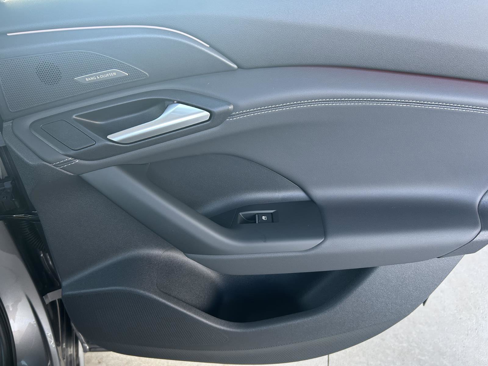 New 2025 Audi A6 e-tron Prestige AWD/4WD image 21