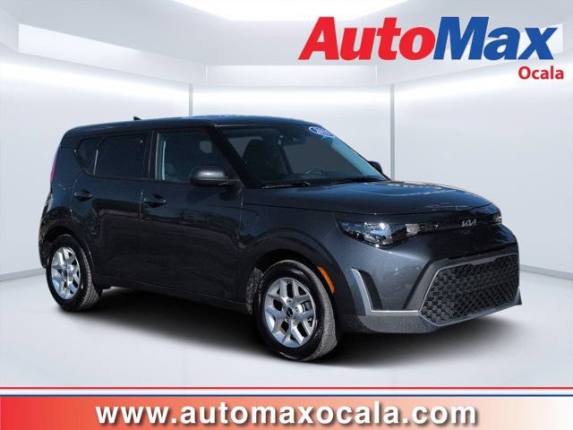 Used 2025 Kia Soul LX w/ LX Technology Package