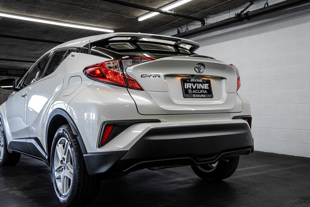 Used 2021 Toyota C-HR LE FWD image 16