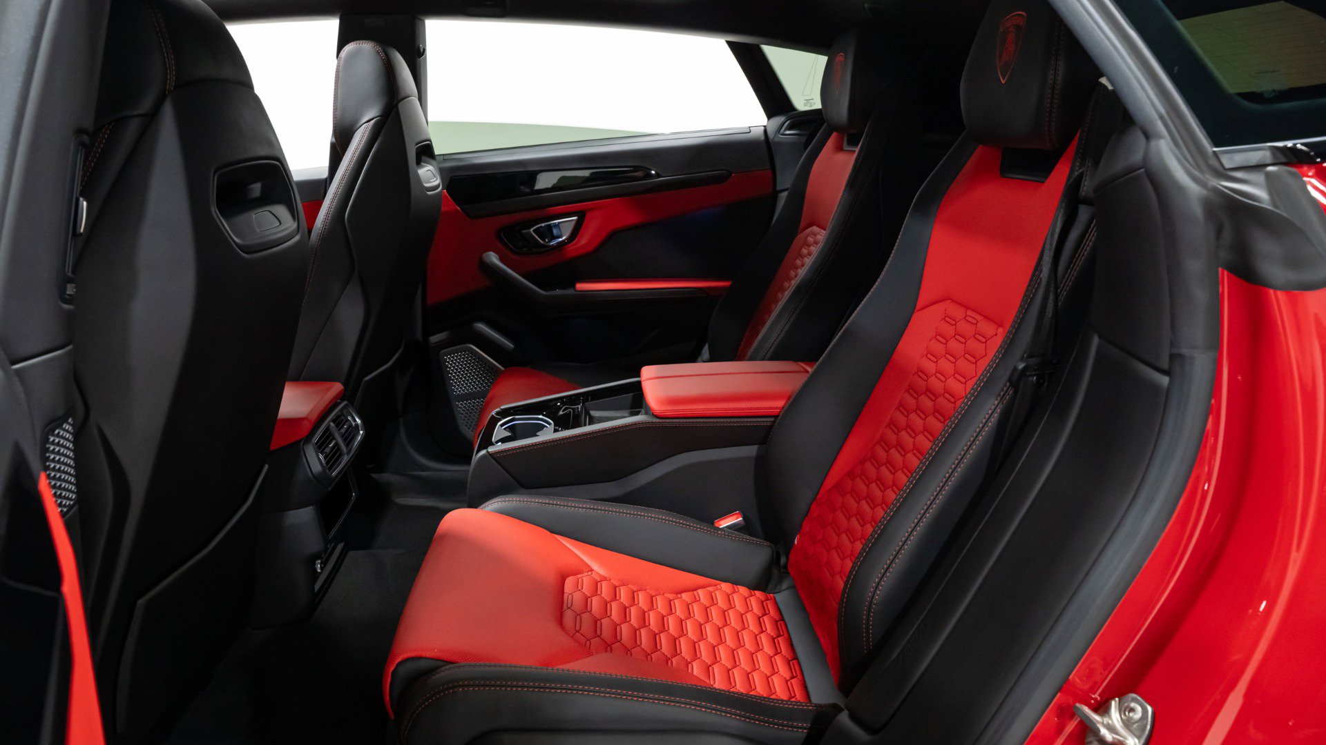 Used 2021 Lamborghini Urus image 73