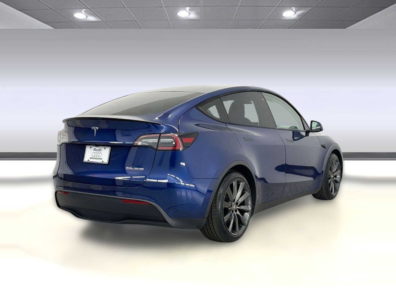 Used 2020 Tesla Model Y Performance image 9