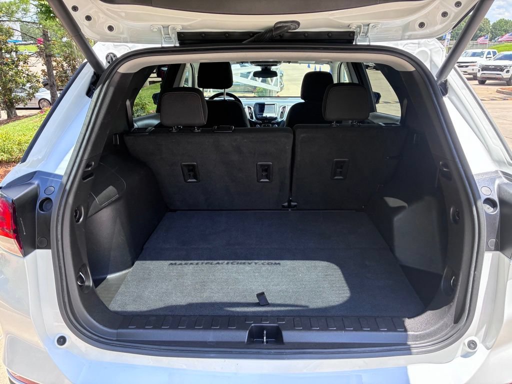 Used 2024 Chevrolet Equinox LT AWD/4WD image 12