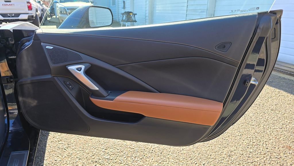 Used 2015 Chevrolet Corvette Stingray Convertible w/ 2LT Preferred Equipment Group image 11