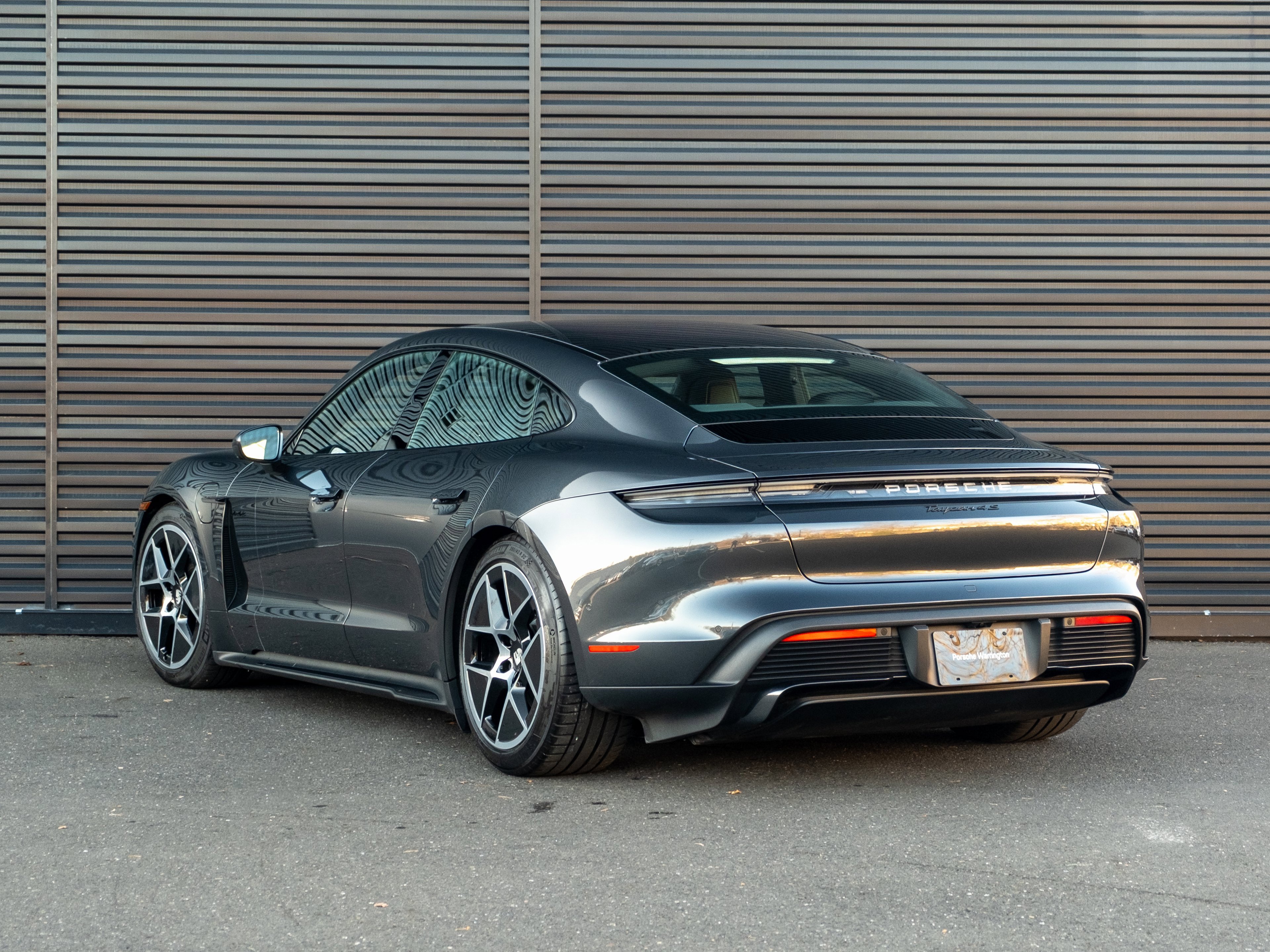 Used 2025 Porsche Taycan 4S image 3