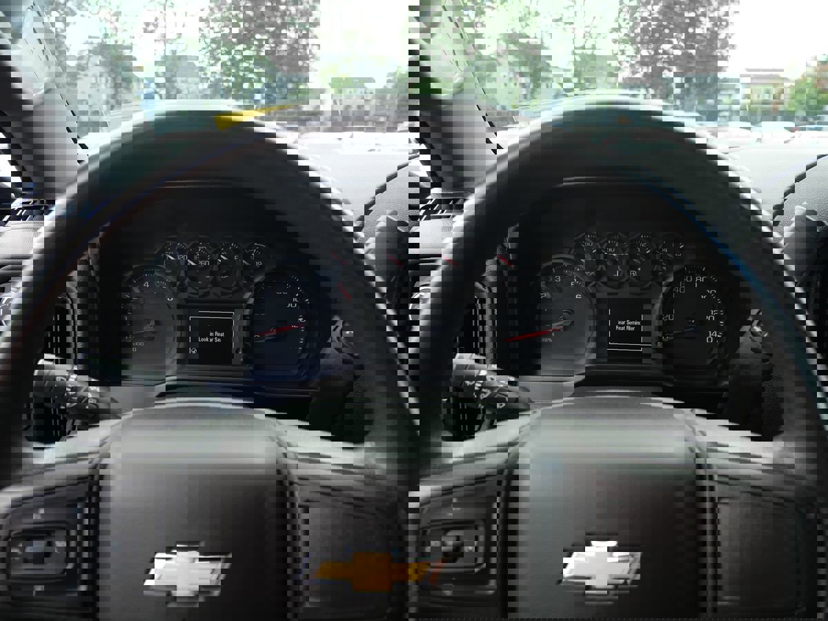 Used 2021 Chevrolet Silverado 1500 Custom image 11