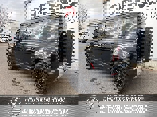 Used 2023 Land Rover Defender 110 S image 5