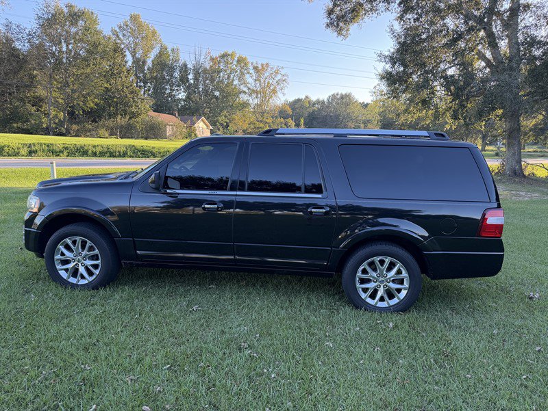 Used 2015 Ford Expedition EL Limited w/ Equipment Group 301A AWD/4WD image 3