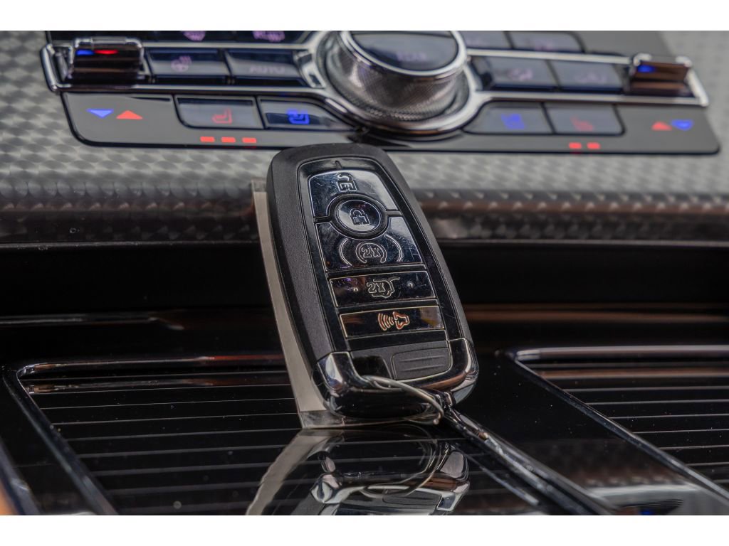 Used 2022 Lincoln Aviator Black Label w/ Dynamic Handling Package image 30