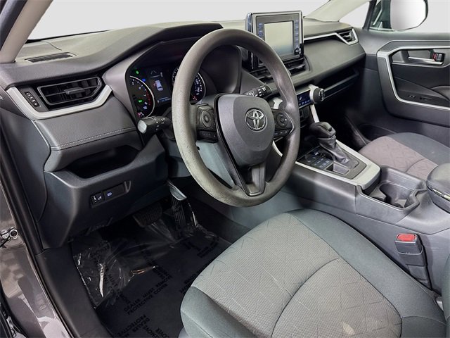 Used 2019 Toyota RAV4 XLE image 19