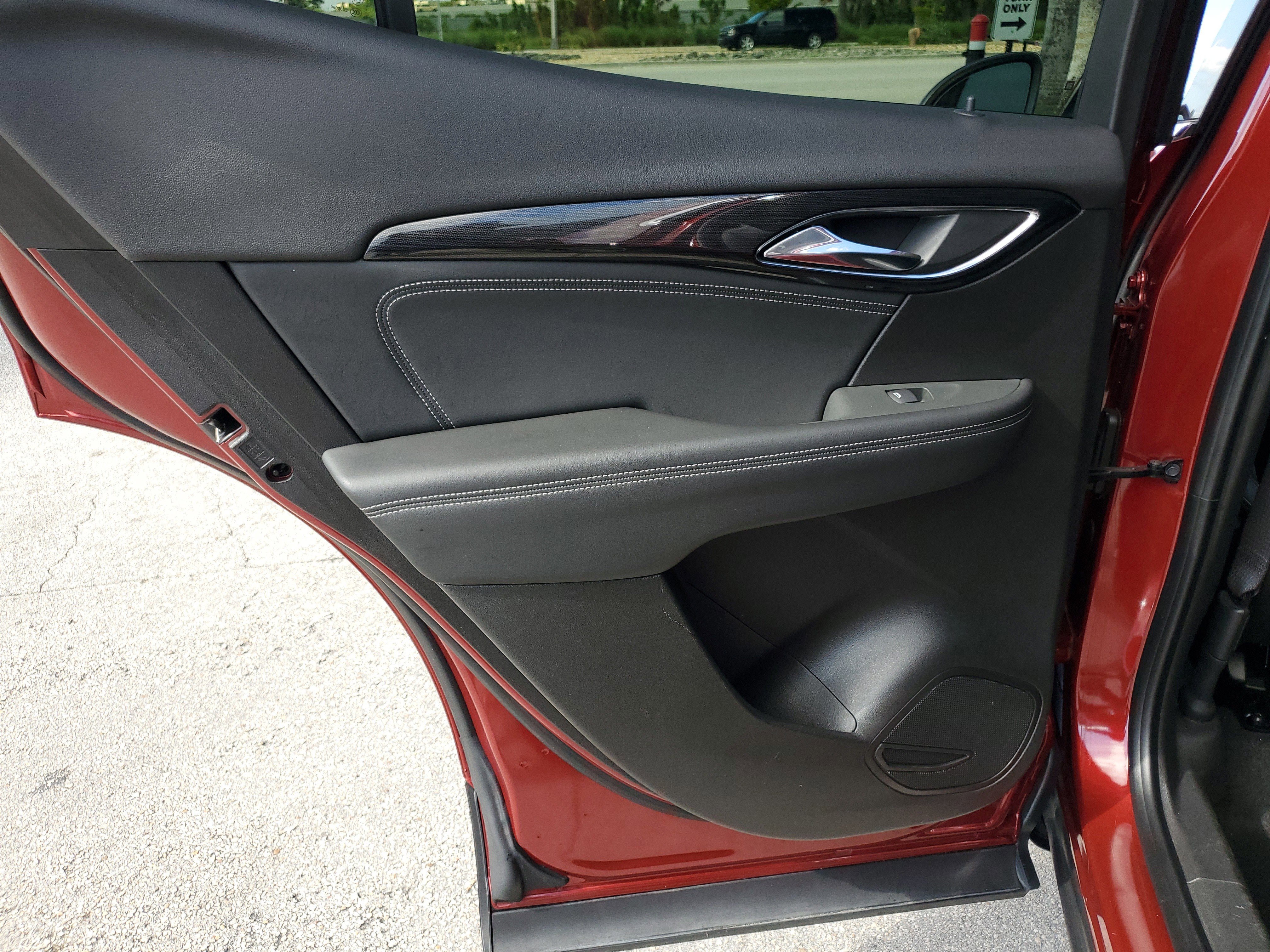 Used 2023 Buick Envision Essence image 33