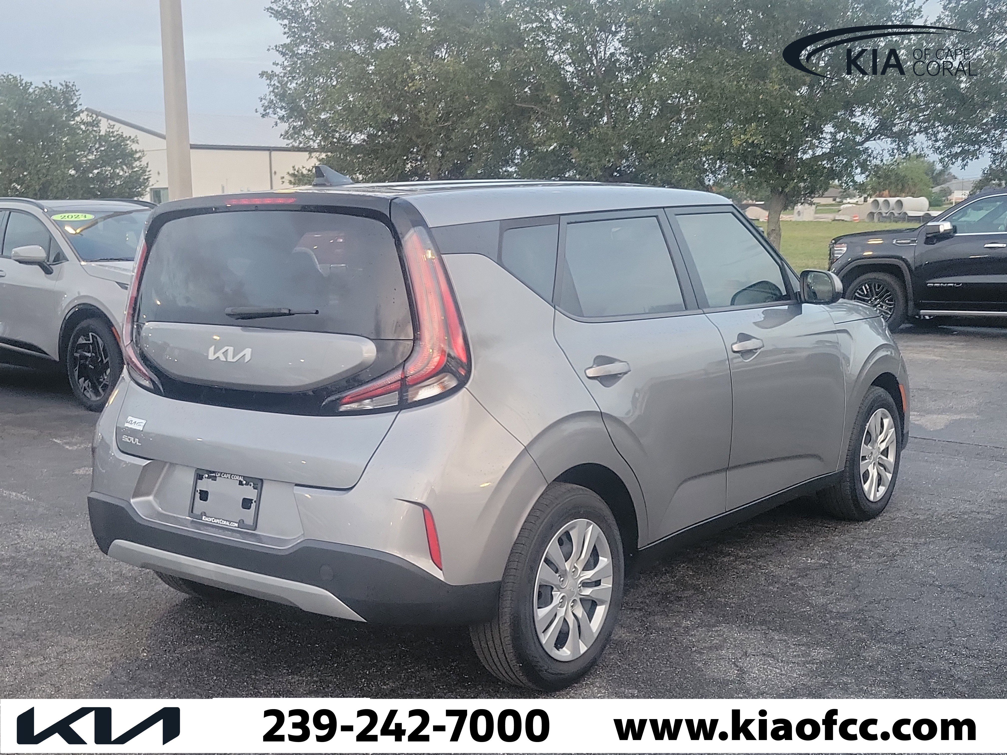 Certified 2023 Kia Soul LX FWD image 6