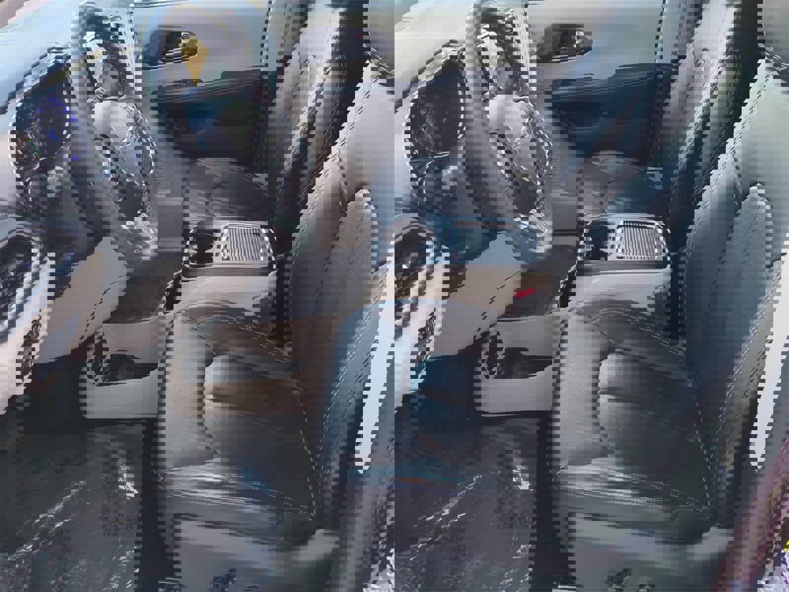 Certified 2022 Chrysler Pacifica Touring-L w/ Uconnect Theater Family Group image 16