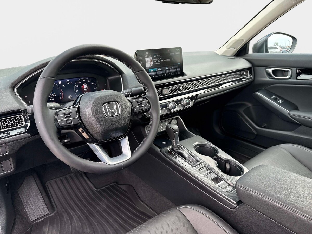 Used 2024 Honda Civic Touring image 14